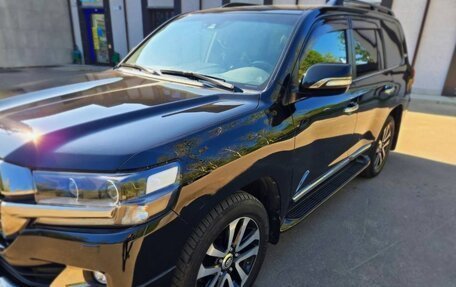 Toyota Land Cruiser 200, 2018 год, 7 200 000 рублей, 2 фотография