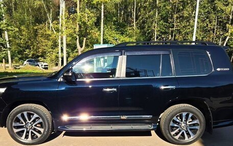 Toyota Land Cruiser 200, 2018 год, 7 200 000 рублей, 4 фотография