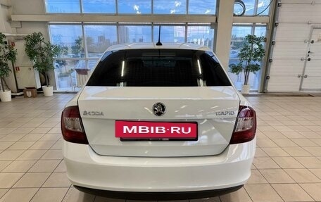Skoda Rapid I, 2018 год, 999 000 рублей, 4 фотография