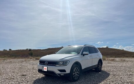 Volkswagen Tiguan II, 2019 год, 3 500 000 рублей, 2 фотография