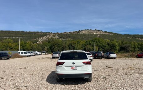 Volkswagen Tiguan II, 2019 год, 3 500 000 рублей, 5 фотография
