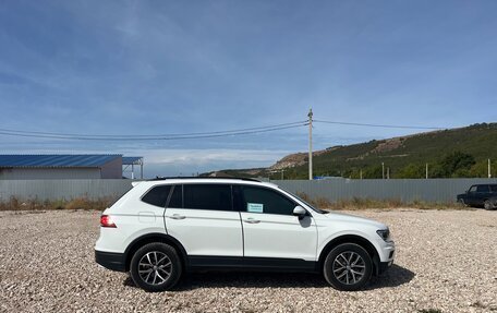 Volkswagen Tiguan II, 2019 год, 3 500 000 рублей, 7 фотография