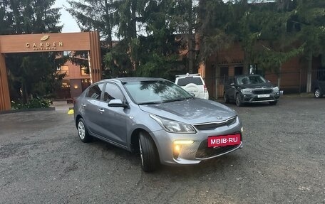 KIA Rio IV, 2017 год, 1 000 000 рублей, 3 фотография