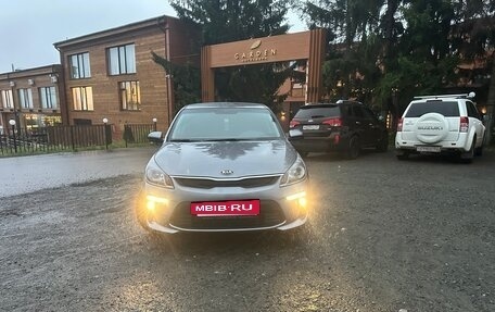 KIA Rio IV, 2017 год, 1 000 000 рублей, 2 фотография