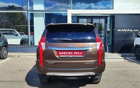 Mitsubishi Pajero Sport III рестайлинг, 2018 год, 2 599 000 рублей, 6 фотография