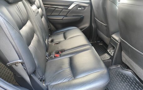 Mitsubishi Pajero Sport III рестайлинг, 2018 год, 2 599 000 рублей, 11 фотография