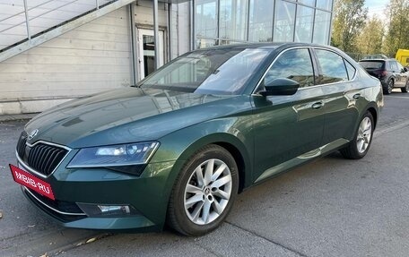 Skoda Superb III рестайлинг, 2018 год, 1 799 000 рублей, 2 фотография
