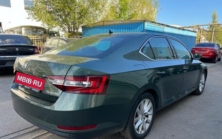 Skoda Superb III рестайлинг, 2018 год, 1 799 000 рублей, 3 фотография