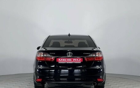 Toyota Camry, 2015 год, 1 900 000 рублей, 6 фотография