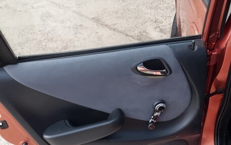 Honda Jazz I рестайлинг, 2006 год, 300 000 рублей, 9 фотография