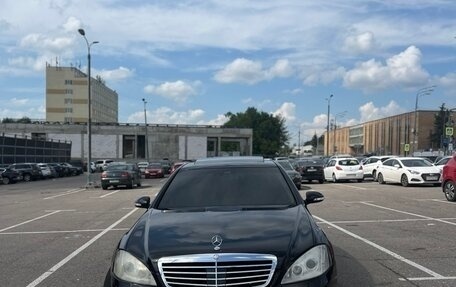 Mercedes-Benz S-Класс, 2005 год, 920 000 рублей, 3 фотография