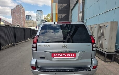 Toyota Land Cruiser Prado 120 рестайлинг, 2005 год, 1 100 000 рублей, 3 фотография