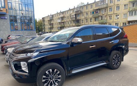 Mitsubishi Montero Sport, 2023 год, 4 500 000 рублей, 2 фотография