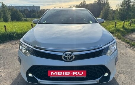 Toyota Camry, 2017 год, 1 750 000 рублей, 4 фотография