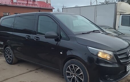 Mercedes-Benz Vito, 2016 год, 2 880 000 рублей, 2 фотография