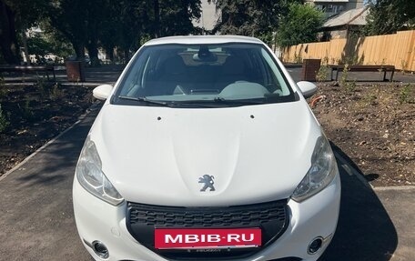 Peugeot 208 II, 2013 год, 700 000 рублей, 2 фотография