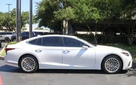 Lexus LS IV, 2024 год, 11 000 000 рублей, 3 фотография