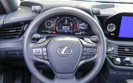 Lexus LS IV, 2024 год, 11 000 000 рублей, 10 фотография