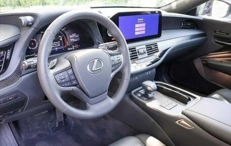 Lexus LS IV, 2024 год, 11 000 000 рублей, 8 фотография