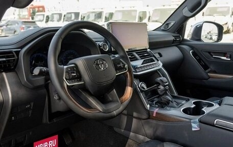 Toyota Land Cruiser, 2025 год, 10 900 000 рублей, 10 фотография