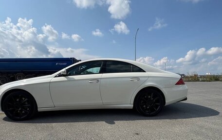 Mercedes-Benz CLS, 2005 год, 1 490 000 рублей, 13 фотография