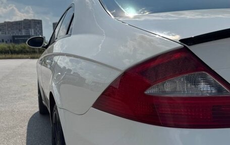Mercedes-Benz CLS, 2005 год, 1 490 000 рублей, 11 фотография