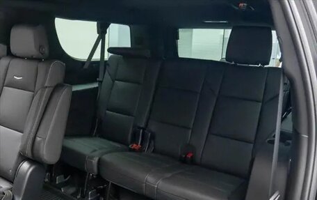 Cadillac Escalade V, 2025 год, 19 200 000 рублей, 9 фотография