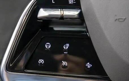 Cadillac Escalade V, 2025 год, 19 200 000 рублей, 10 фотография