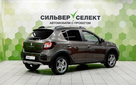 Renault Sandero II рестайлинг, 2021 год, 1 350 000 рублей, 2 фотография