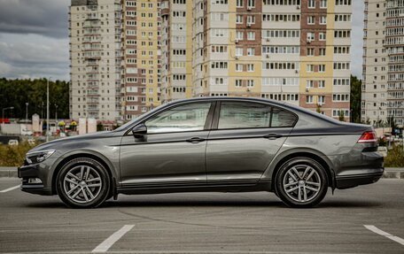 Volkswagen Passat B8 рестайлинг, 2016 год, 1 599 000 рублей, 6 фотография
