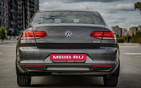 Volkswagen Passat B8 рестайлинг, 2016 год, 1 599 000 рублей, 9 фотография