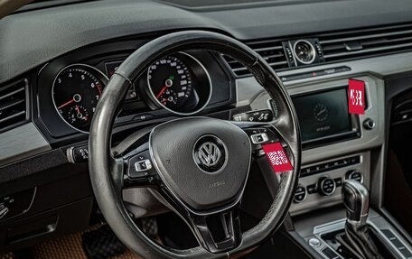 Volkswagen Passat B8 рестайлинг, 2016 год, 1 599 000 рублей, 13 фотография