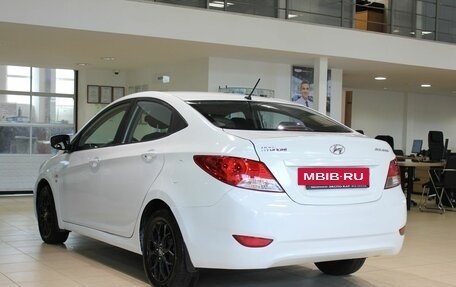Hyundai Solaris II рестайлинг, 2012 год, 620 000 рублей, 4 фотография