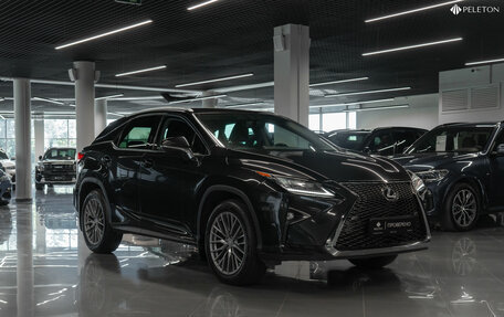 Lexus RX IV рестайлинг, 2017 год, 3 900 000 рублей, 2 фотография