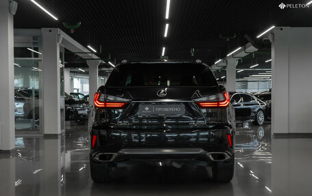 Lexus RX IV рестайлинг, 2017 год, 3 900 000 рублей, 6 фотография