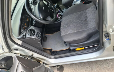 Ford Focus IV, 2001 год, 270 000 рублей, 7 фотография