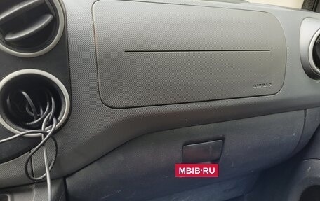 Peugeot Partner II рестайлинг 2, 2013 год, 550 000 рублей, 15 фотография