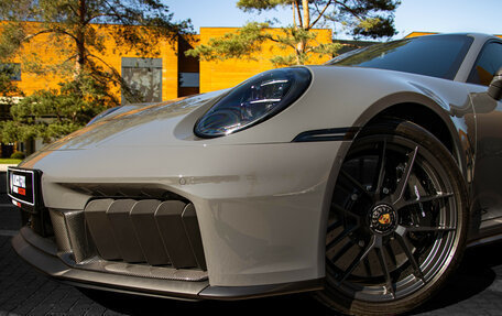 Porsche 911, 2025 год, 32 000 000 рублей, 6 фотография
