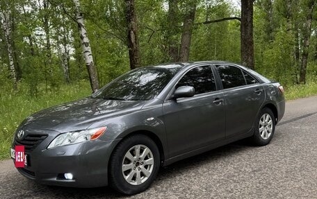 Toyota Camry, 2006 год, 600 000 рублей, 4 фотография