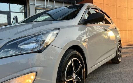 Hyundai Solaris II рестайлинг, 2015 год, 1 160 000 рублей, 5 фотография