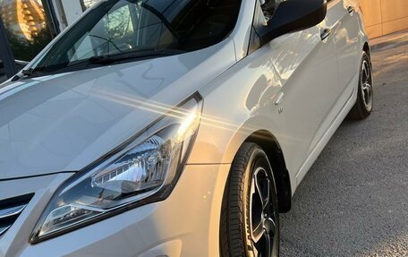 Hyundai Solaris II рестайлинг, 2015 год, 1 160 000 рублей, 7 фотография