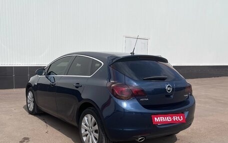 Opel Astra J, 2010 год, 550 000 рублей, 5 фотография