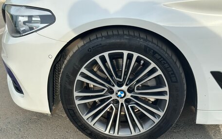 BMW 5 серия, 2018 год, 3 300 000 рублей, 4 фотография