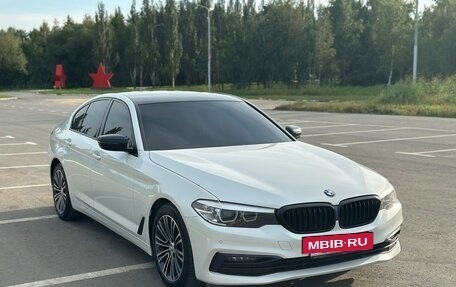 BMW 5 серия, 2018 год, 3 300 000 рублей, 8 фотография