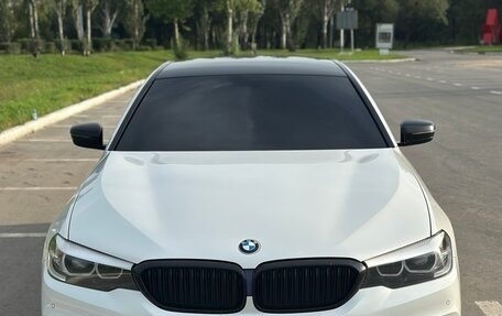 BMW 5 серия, 2018 год, 3 300 000 рублей, 10 фотография