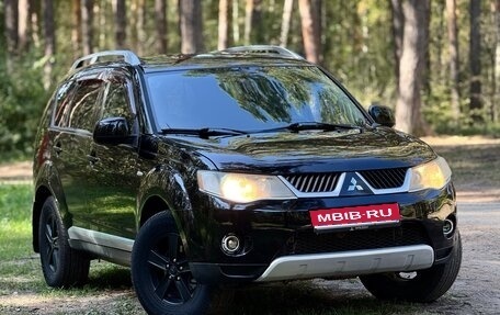 Mitsubishi Outlander III рестайлинг 3, 2007 год, 847 000 рублей, 1 фотография