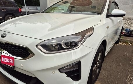 KIA cee'd III, 2018 год, 2 000 000 рублей, 3 фотография