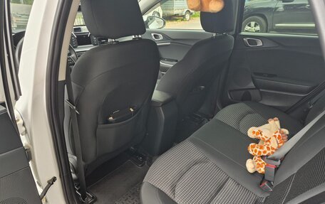 KIA cee'd III, 2018 год, 2 000 000 рублей, 8 фотография