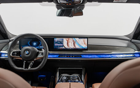 BMW 7 серия, 2025 год, 22 290 000 рублей, 15 фотография