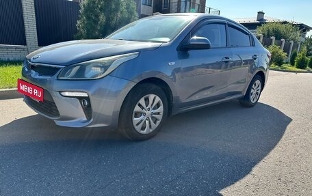 KIA Rio IV, 2017 год, 890 000 рублей, 3 фотография
